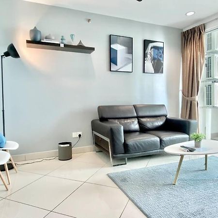 Mansion One Suites - Seaview Modern 2 Bedroom Suites George Town Ngoại thất bức ảnh