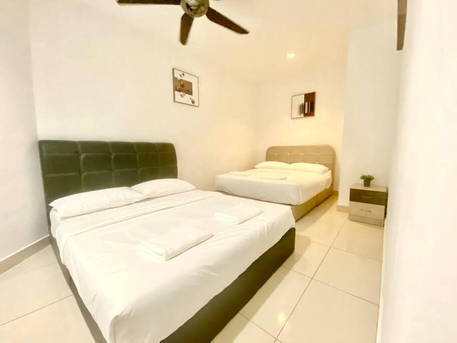 Mansion One Suites - Seaview Modern 2 Bedroom Suites George Town Ngoại thất bức ảnh